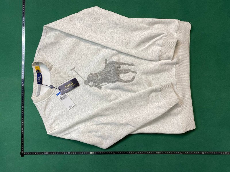 Ralph Lauren sweatshirt