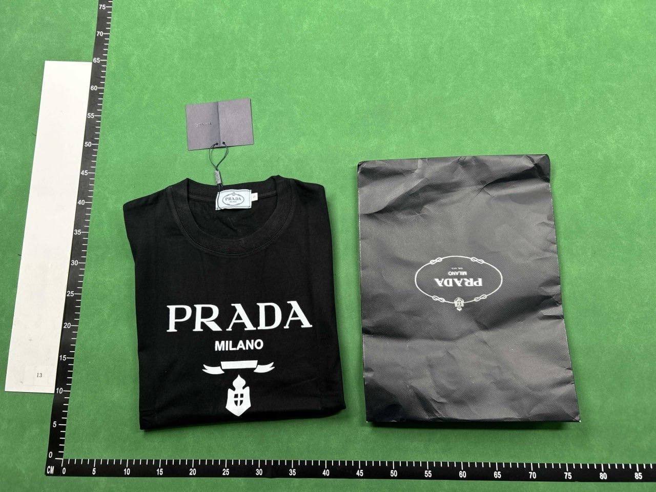 Prada  Tee high quality