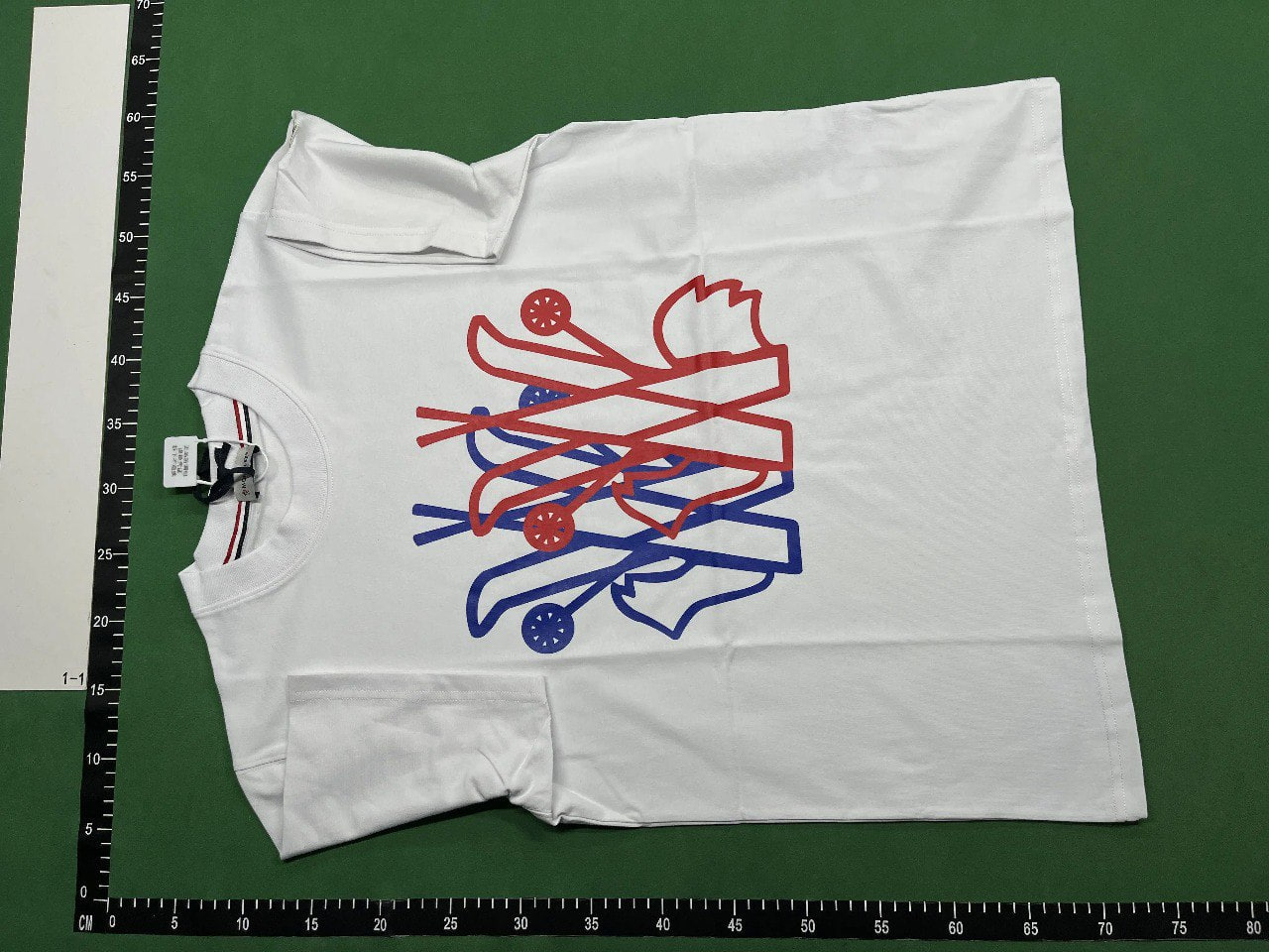 Moncler T-shirt     !