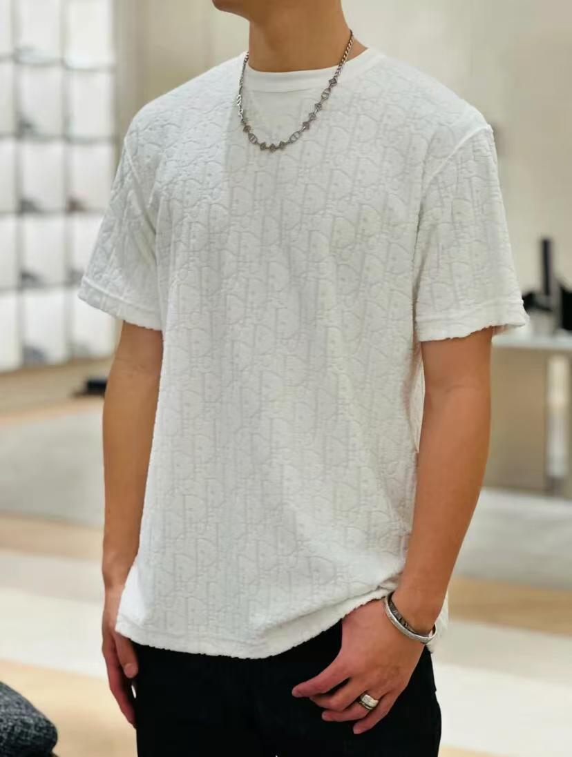 Dior t-shirt