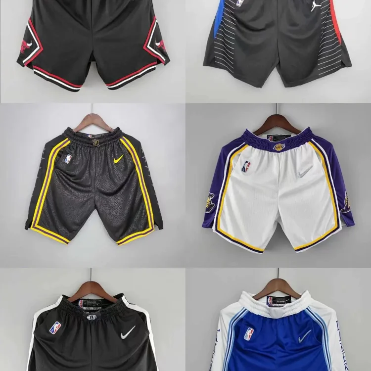 NIKE Warriors Basketball Shorts