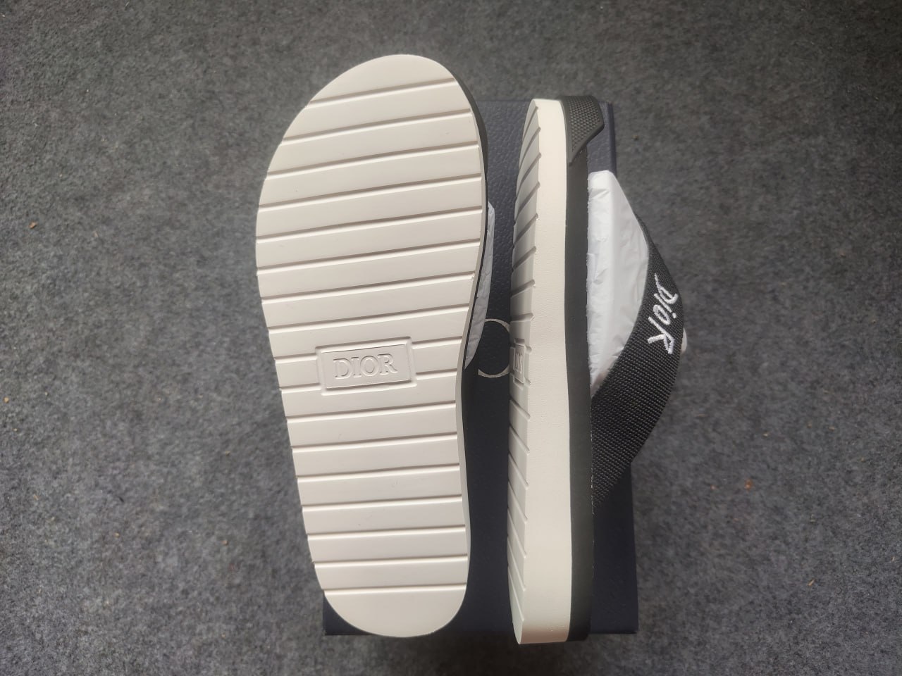 Dior Slide