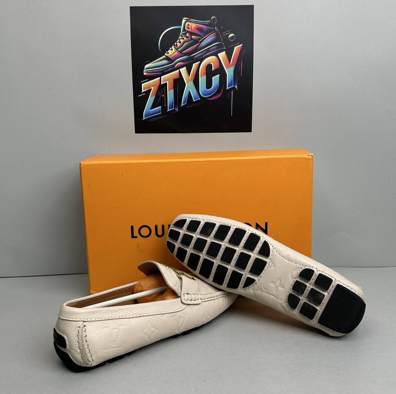 LV shoes
