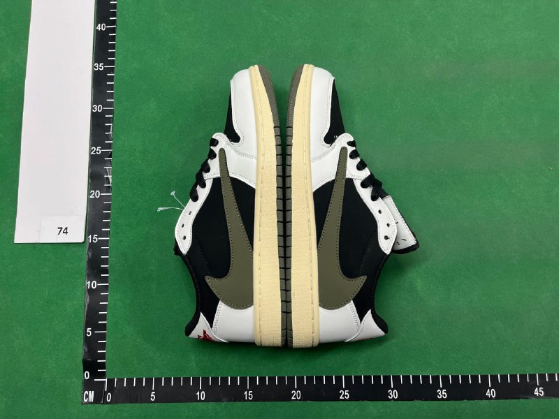 Jordan 1 Travis Scott Low  shoes