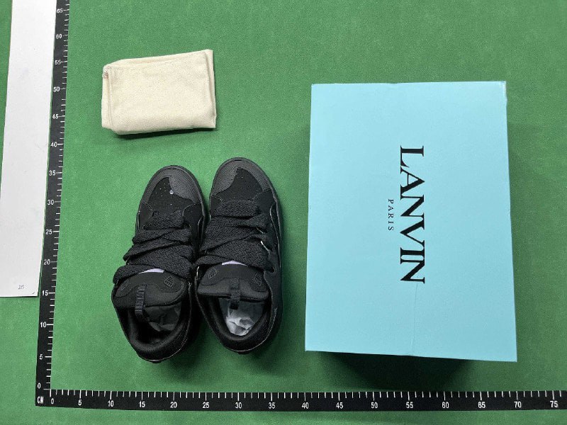 LOUIS VUITTON Shoes