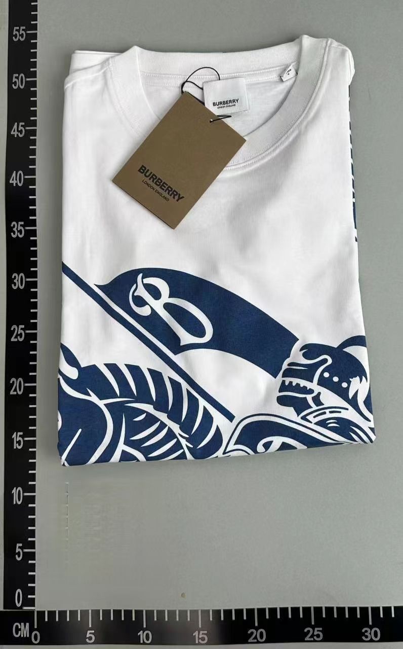 Burberry T-shirt