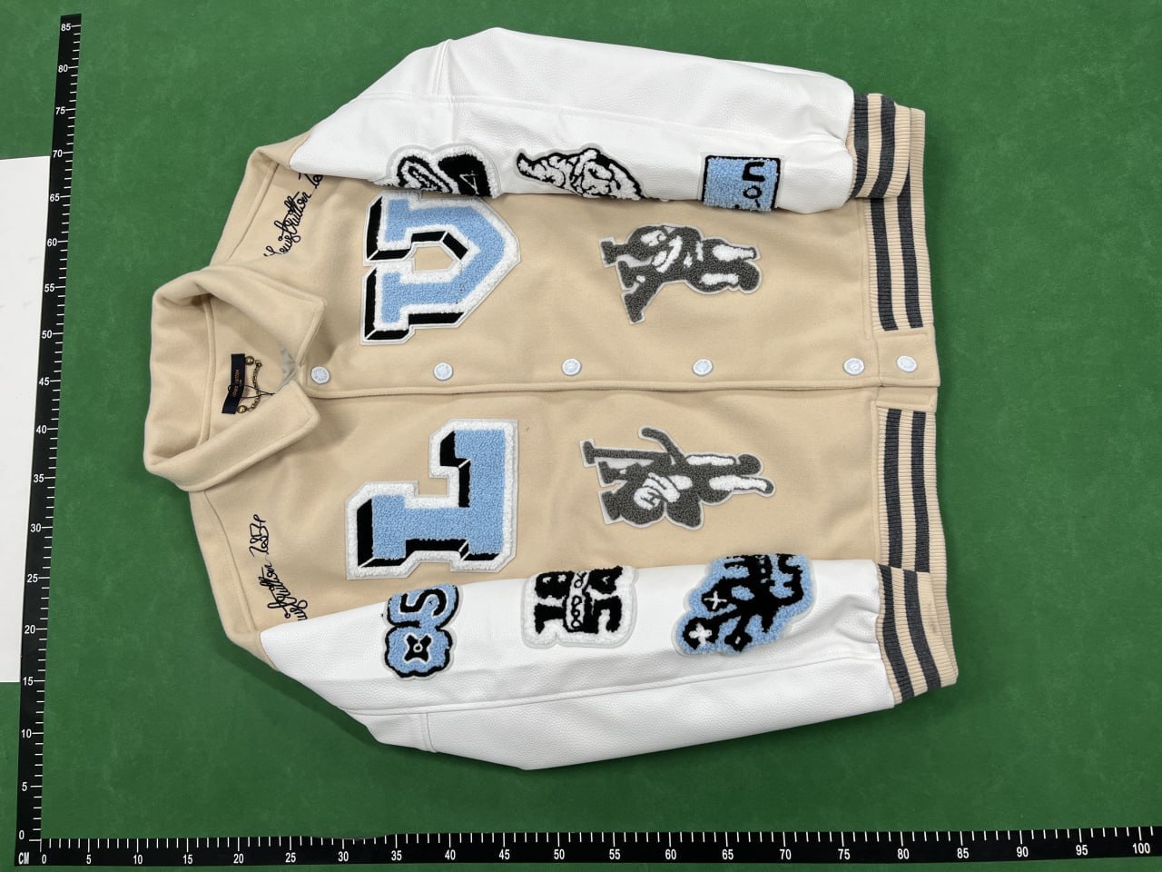  Louis Vuitton Jancket