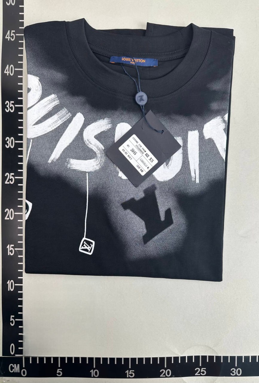 Louis Vuitton T-shirt