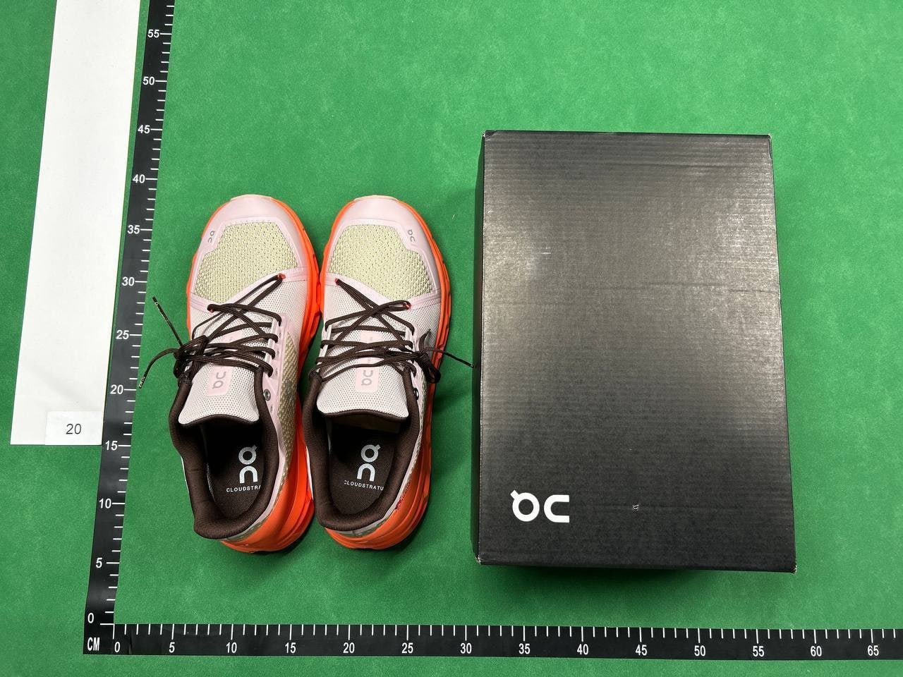 On cloud shoes    (30 CP)