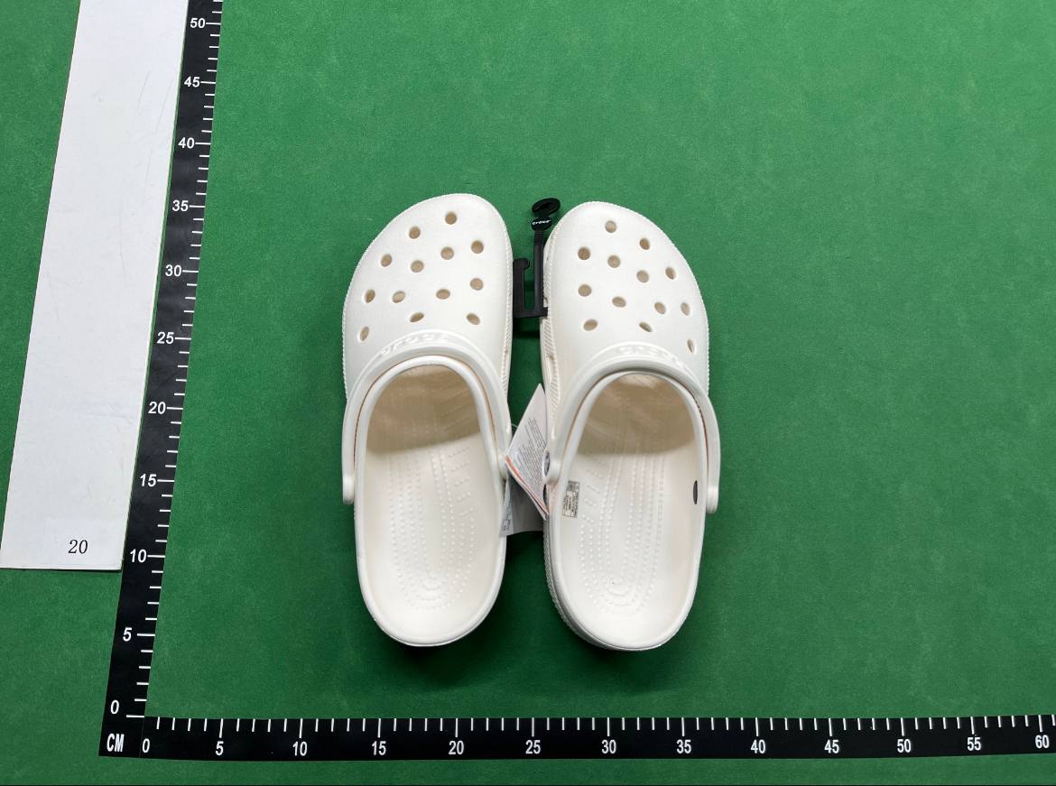  Crocs（25 STYLE OG）