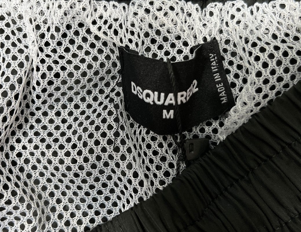 Dsquared2 Shorts