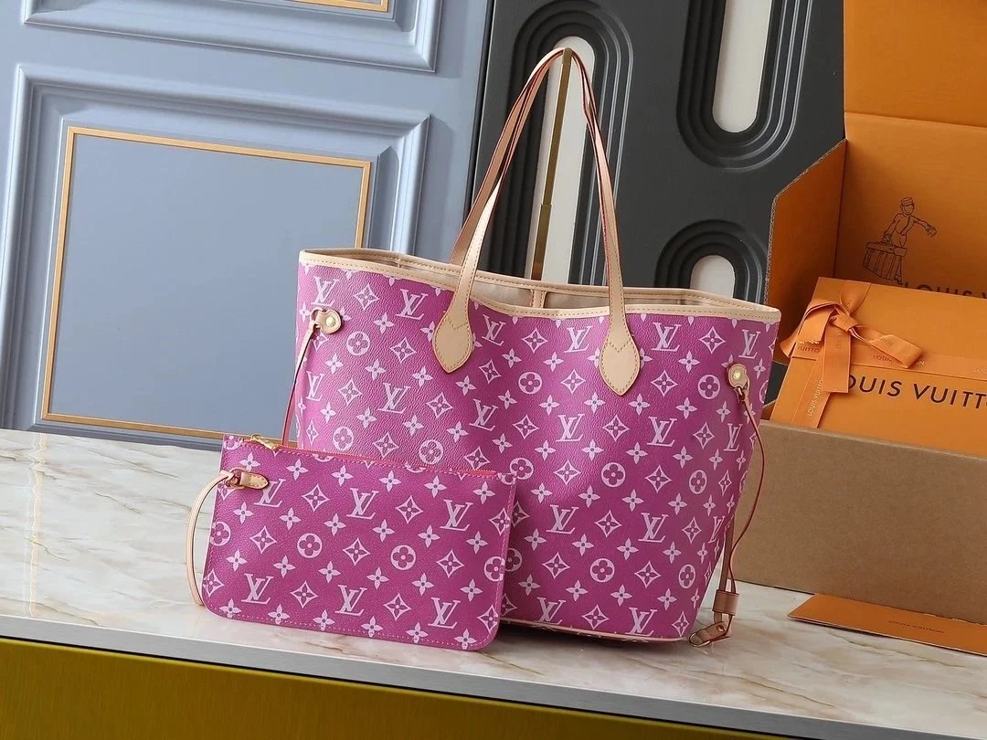 Miu Miu Chanel Large Capacity Short Distance Business Travel Handbag Single Shoulder Crossbody Bag