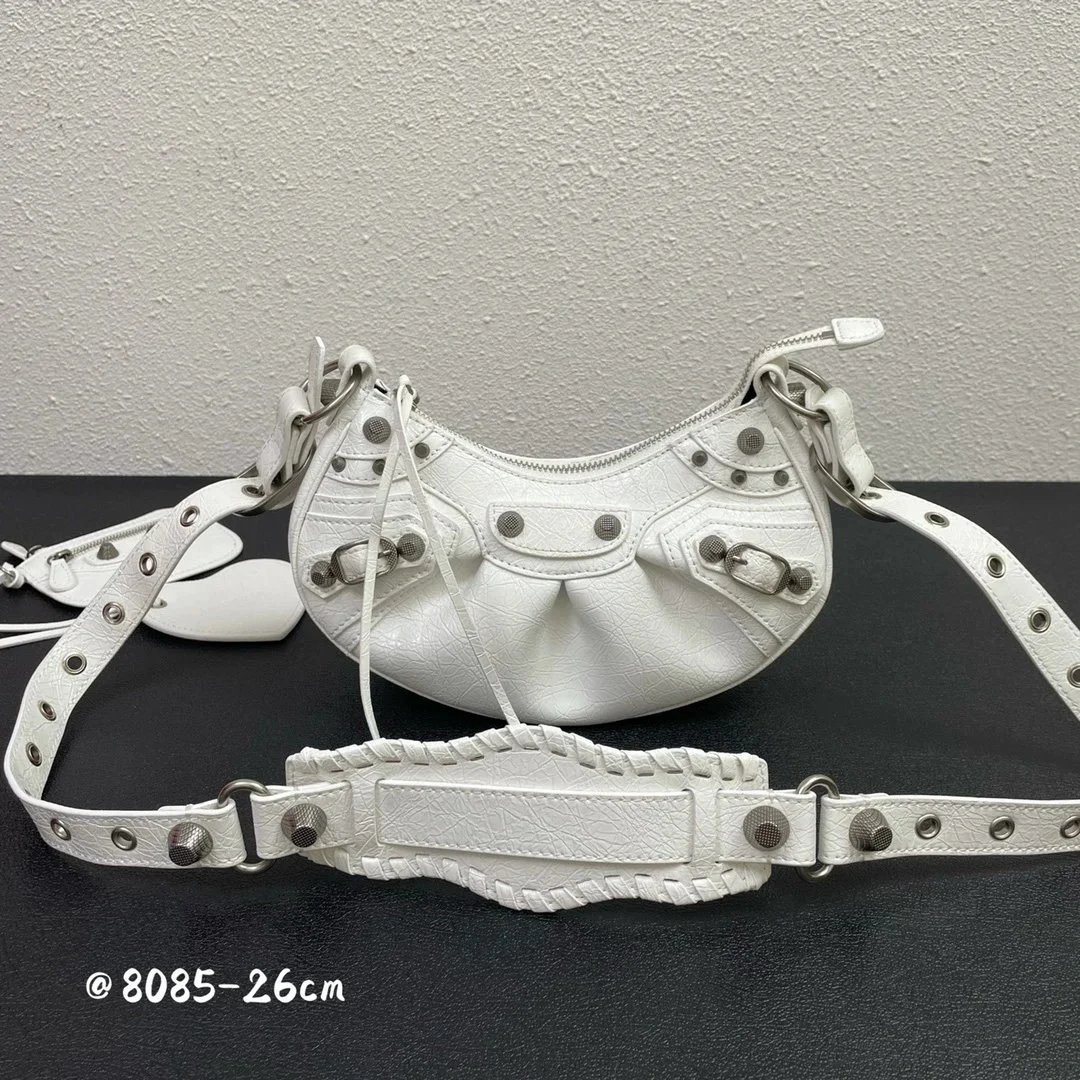 Balenciaga Miu Miu This year's popular new handbags, shoulder and crossbody bags